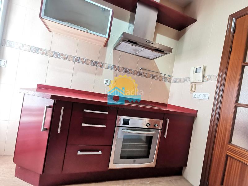 Foto c40550b2-28ac-451e-bd10-b1b2ad35d438. Flat with heating in Centro Huelva