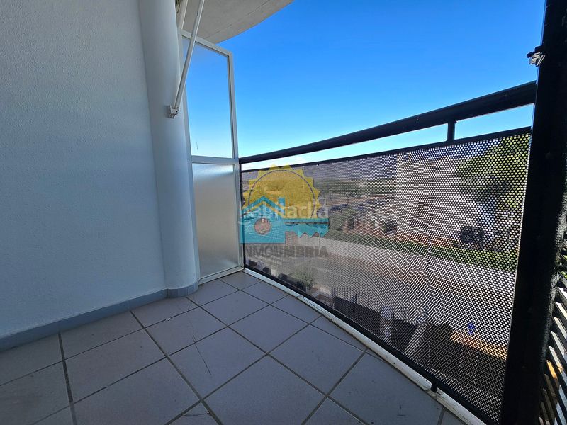 Foto a905af55-cd29-42e9-a6bd-e9e264a44c5d. Casa adossada amb piscina a Punta Umbría