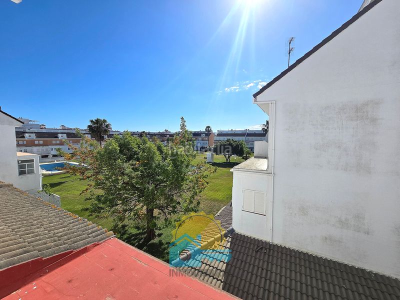 Foto f9567b44-7632-48f7-a255-412d86083cf6. Casa adossada amb piscina a Punta Umbría