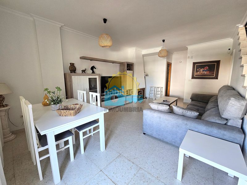 Foto f9b66cdc-b1b2-467d-b9ff-402265c7b310. Casa adossada amb piscina a Punta Umbría
