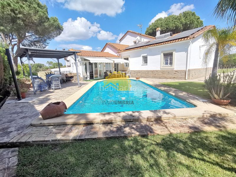 Foto d111c659-ee7e-4680-93a6-d76520de36af. Xalet amb aparcament piscina a Dehesa - Monacilla Aljaraque