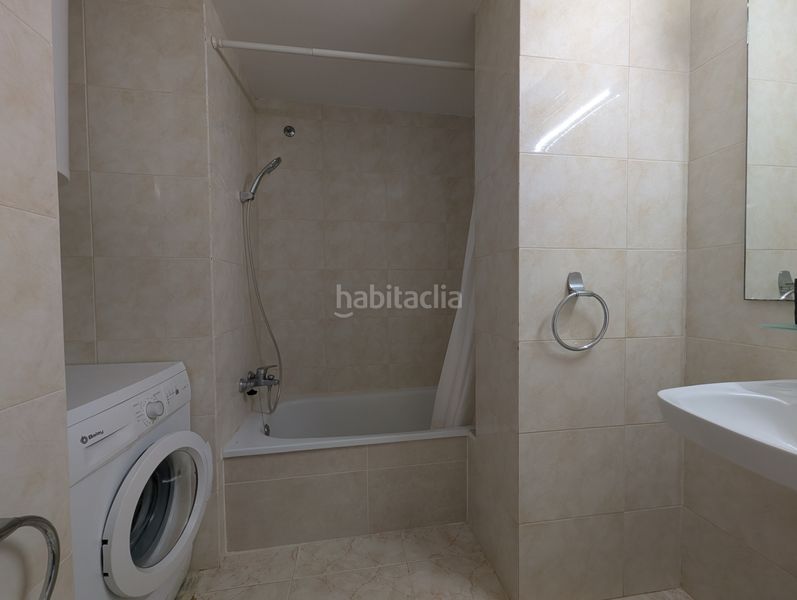 Foto f0f95a81-3355-4a40-906e-a363cf1259b7. Pis a Eixample Sud-Migdia Girona