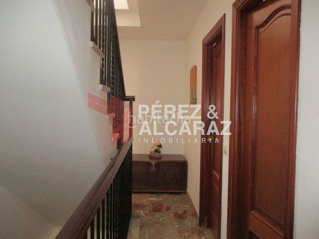 Foto bee06d1d-7c45-46b3-bf95-ec91a0a183b2. Casa a schiera in Palma del Río