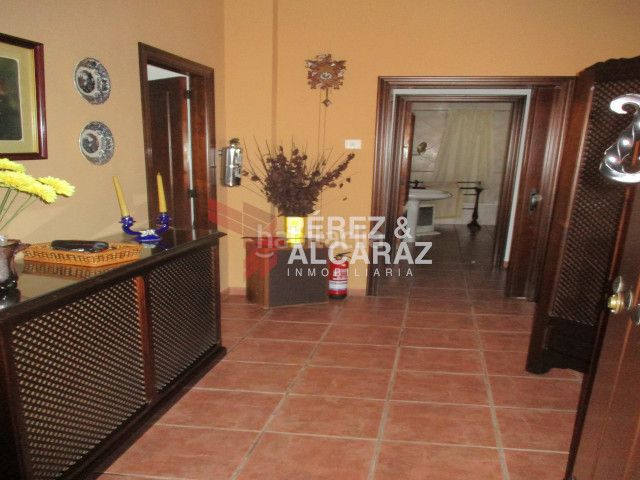 Foto c4751e88-c73f-4b4b-85be-f769c8641174. Xalet amb xemeneia aparcament piscina a Hornachuelos