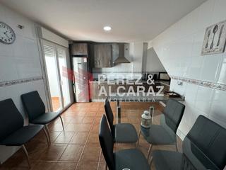 Doppelhaus  Calle cigüela. Casa dos plantas con buhardilla en calle cigüela.