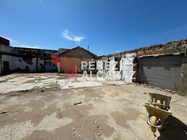 Foto 4cddba40-798f-40a9-b341-ad0ca26bd030. Wohngrundstück in calle infante molina 26 in Palma del Río