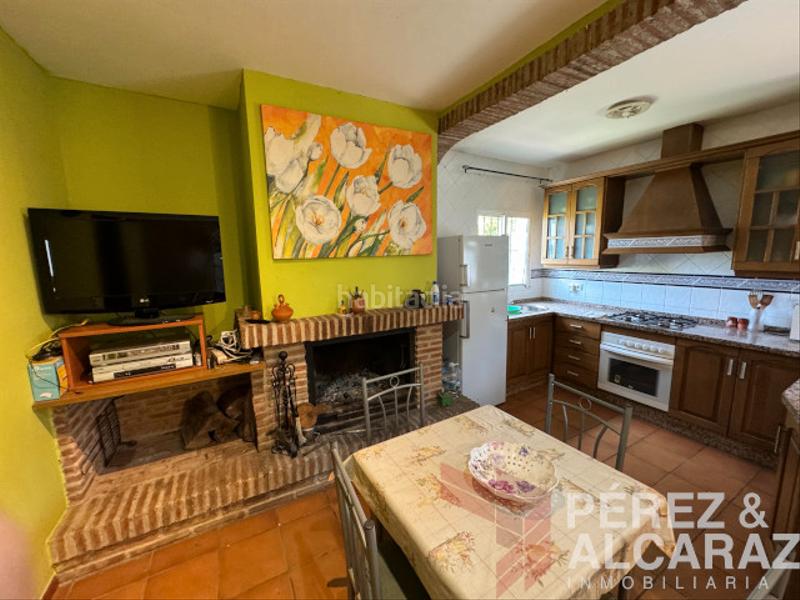 Foto 0598545a-c98f-4bff-89ae-10d3fa1f3593. Chalet in urbanizacion el cebollar 253 in Peñaflor