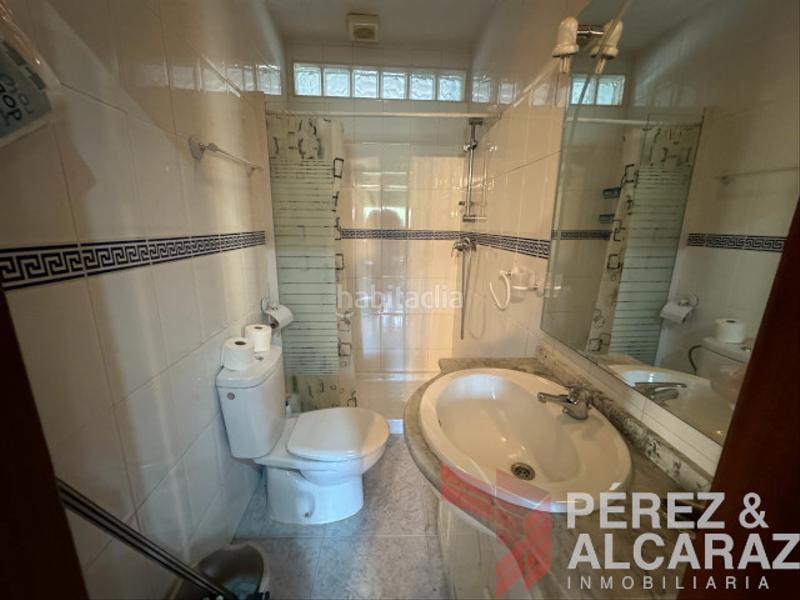 Foto b83e0174-d9e8-4eb9-b39e-acc612191bc9. Chalet in urbanizacion el cebollar 253 in Peñaflor