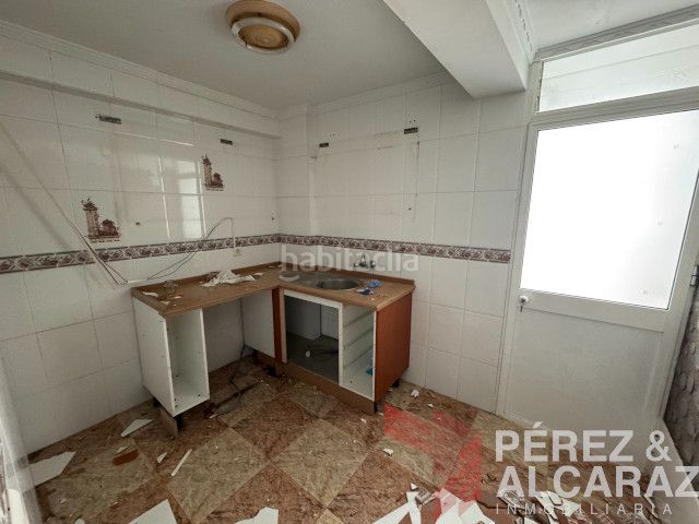 Foto 3766bc12-415b-4469-96f2-5e8ba66372f3. Casa adossada a Palma del Río