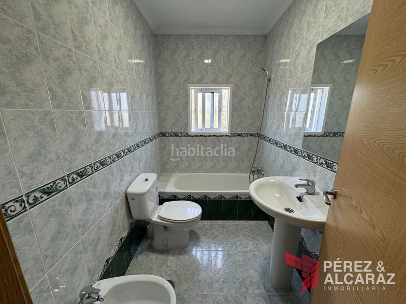 Foto b6a44176-99f2-494c-a5a7-e1dc00a10597. Finca rústica a calle del acebuchal 25 a Palma del Río