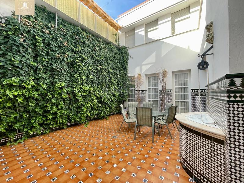 Foto 1cf59f2e-09b7-48fd-a343-e72ed6f9a59d. Casa a schiera con parcheggio in Camas