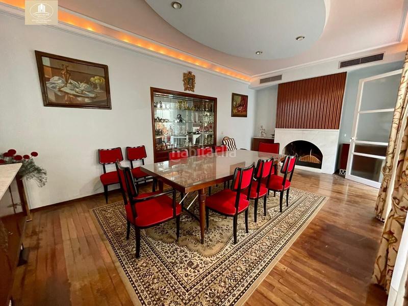 Foto 32699846-dca3-4787-a525-e74d8d3db386. Casa a schiera con parcheggio in Camas