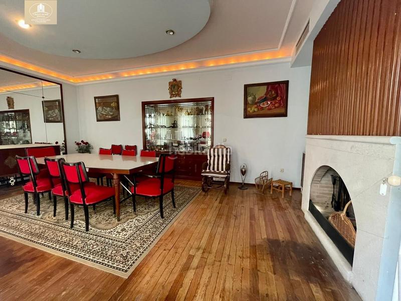 Foto 9c1f63f3-96ad-4742-91fb-3578049186c9. Casa a schiera con parcheggio in Camas