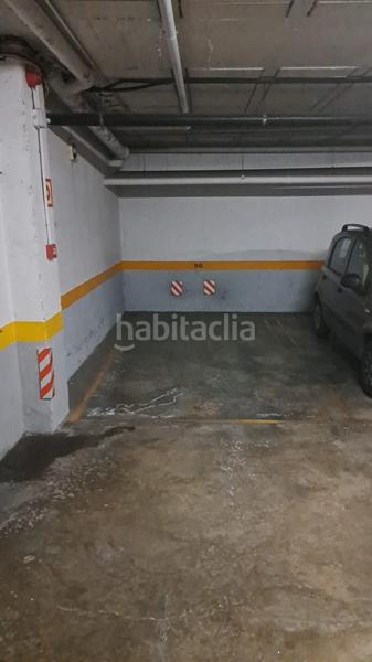 Foto dafe3b4a-7919-4700-af71-3b51186f311f. Posto auto in colores - entreparques Sevilla