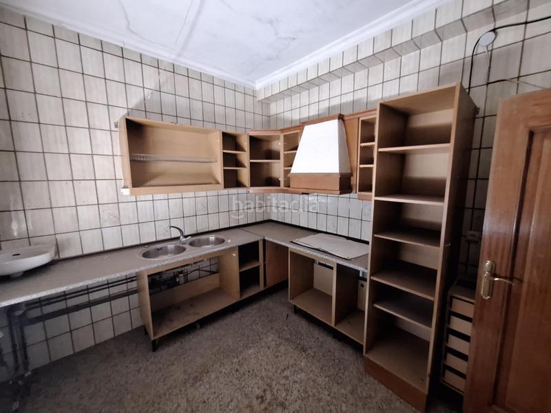 Foto 3022bb84-cd4f-483d-bd4a-835c778cbe3f. Edificio en Umbrete