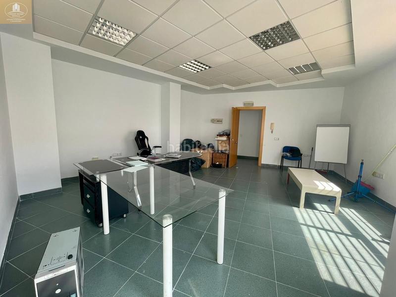 Foto 38eb4876-4868-4408-8f8a-d831e54b4d90. Bureau dans Centro Bormujos