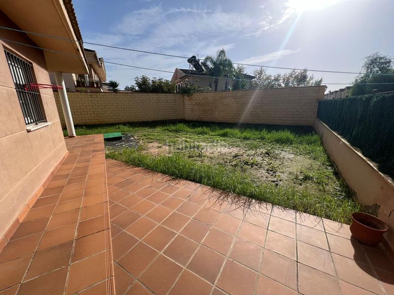 Foto 7ba12301-3c63-4678-9320-ba331f8e9975. Casa amb aparcament a Consolación Utrera