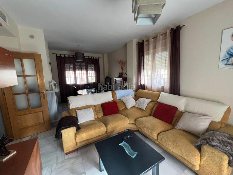 Foto c01a4e71-7601-4359-9361-2b0bdb52a480. Casa amb aparcament a Consolación Utrera