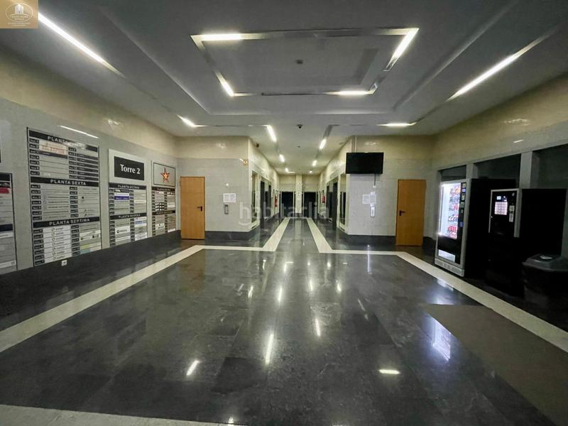 Foto d6182406-1398-414d-ab0c-6f0770d4ca20. Parking voiture dans San Jerónimo - La Bachillera Sevilla