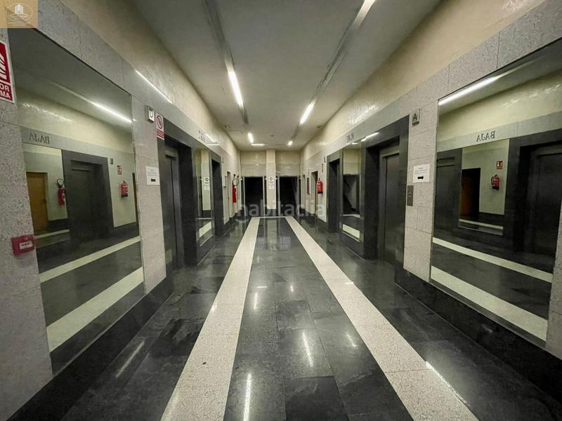 Foto e8141e9b-41c0-4852-a962-8b8d05e57b03. Parking voiture dans San Jerónimo - La Bachillera Sevilla