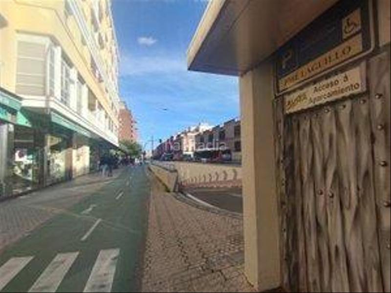 Foto d9160626-37ef-4fb0-a36b-1ea825c4b7a6. Parking voiture dans San Carlos - San José Sevilla