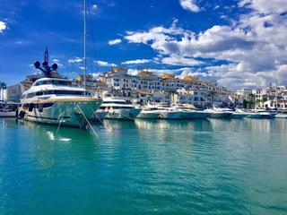 Flat  Muelle ribera (p banus)