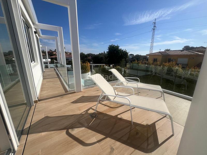 Foto 1c8d93b1-1022-4d22-b5d9-9cf3e3fa26ce. Chalet en Las Lomas de Río Verde Marbella