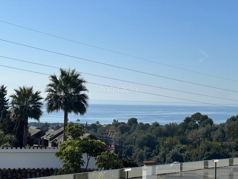 Foto 4421325d-1912-450f-a0d0-b43b9541fbd6. Chalet con parcheggio piscina in Las Lomas de Río Verde Marbella