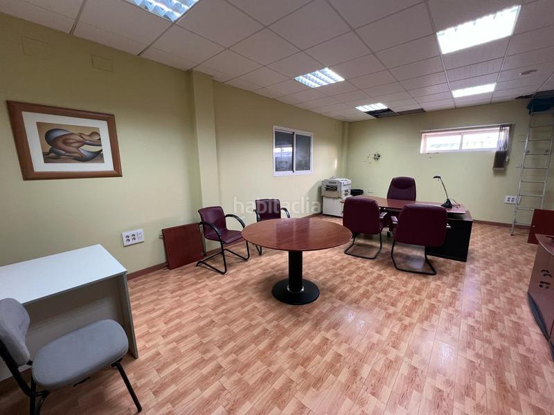 Foto f27104f9-2a49-4ce1-8841-96695a6919ea. Nave industrial en La Motilla - Fuente del Rey Dos Hermanas