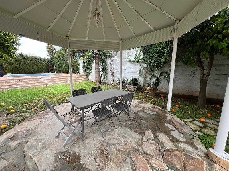 Foto 7c39da5a-a775-4122-88ce-43028a03e378. Casa con parcheggio piscina in Arco Norte - Avda España Dos Hermanas