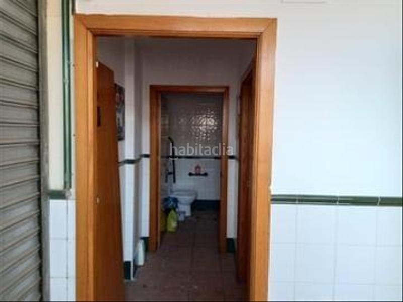 Foto 47608b5d-f165-4753-9db5-32b98ffd7262. Local comercial a Centro Bormujos