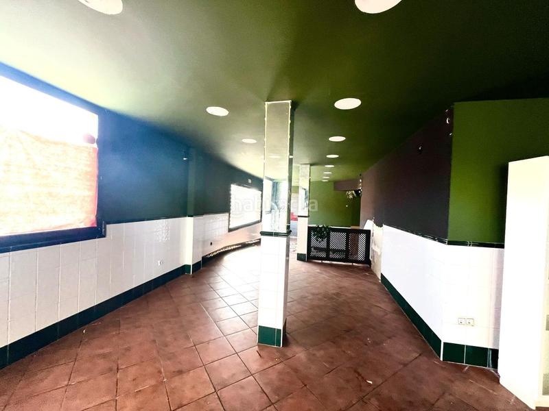 Foto 6c5e77e1-ff03-4216-8f28-0acac1e03ef9. Local comercial a Centro Bormujos