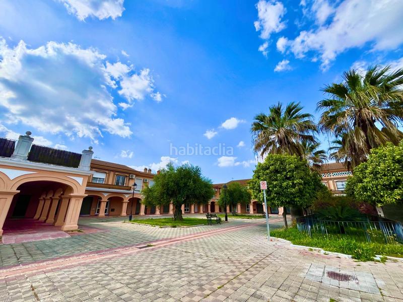 Foto 63f9b8dc-8145-4e62-9f8d-41564f6736ac. Terreno residencial en Avenida Juan Diego Bormujos