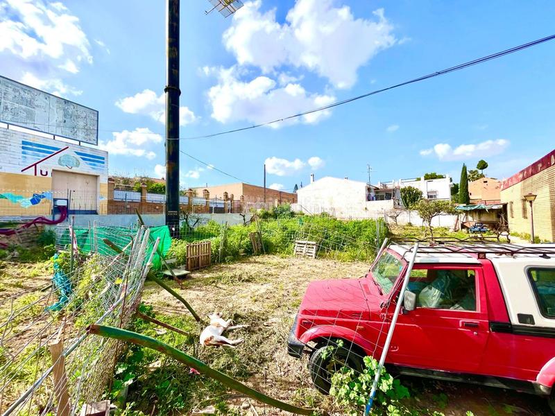 Foto c731da32-f04b-4bfe-9d9b-a522c1365517. Terreno residencial en Avenida Juan Diego Bormujos