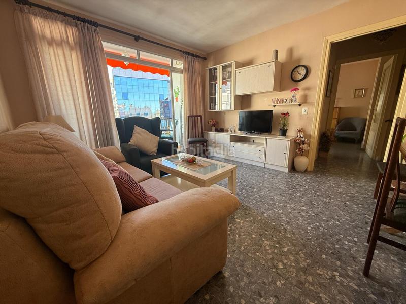 Foto a2832d8f-2dbf-44e1-b18c-8d37cca6b5d5. Pis amb aparcament a Playa Bajadilla - Puertos Marbella