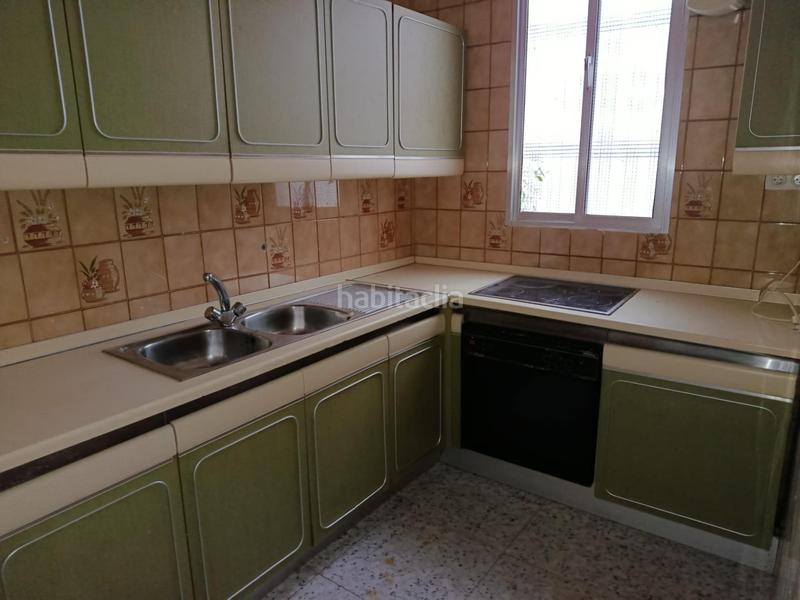 Foto 7ef893c8-639f-4c9f-8cb1-157191bfa0fe. Casa a schiera con parcheggio in Barrio del Nervión Sevilla