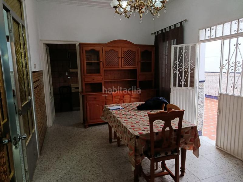 Foto 8b24b204-5469-4024-856f-7d55739aea4a. Casa adossada amb aparcament a Barrio del Nervión Sevilla