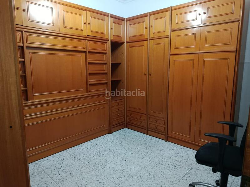 Foto e04e8391-574c-4e6e-8e50-7019d74d21ad. Casa adossada amb aparcament a Barrio del Nervión Sevilla