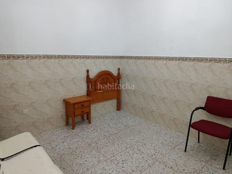 Foto f91c7b04-c391-4aef-95ac-4646e9215609. Casa adossada amb aparcament a Barrio del Nervión Sevilla
