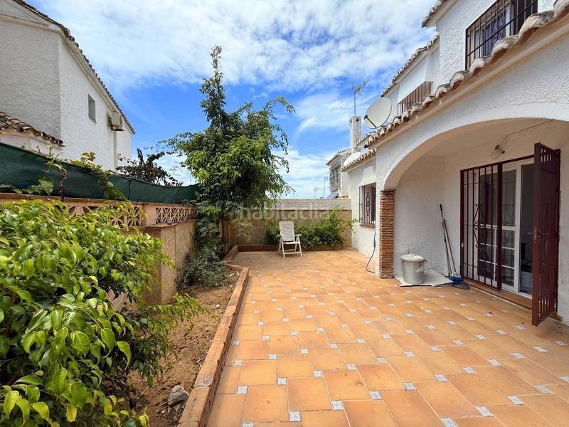 Foto aea568f2-e0ca-4326-864d-3fcbd473f0eb. Maison jumelée avec parking piscine dans Calahonda Mijas