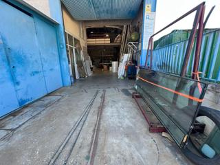 Nave industrial  Avenida del cáñamo