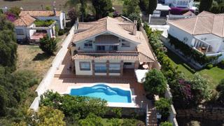 Chalet in Guadalmina Alta