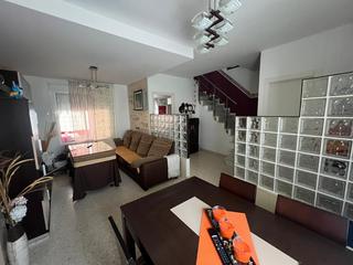Semi detached house  Jesus cautivo - el aral