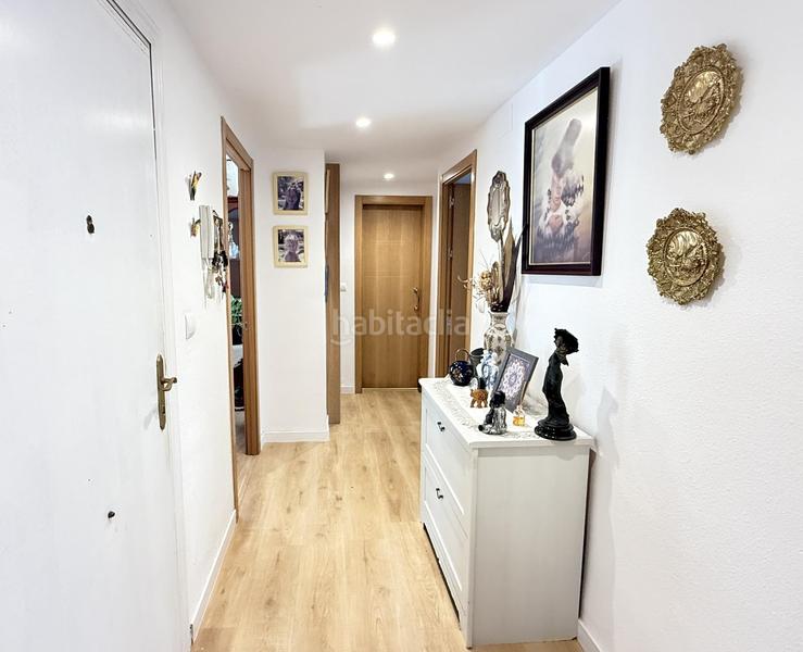 Foto 6740fe1a-af9e-401e-b72c-3fed9e68ea00. Appartamento con parcheggio piscina in Nueva Atalaya Estepona