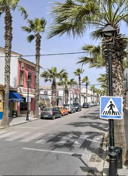 Foto 592fad4d-0ffb-4b5d-a660-e697226d65ec. House with parking in Pilas