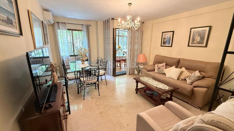 Foto f6db1df8-0494-46a5-8c08-263ed71bcbdd. Piso en Playa Bajadilla - Puertos Marbella