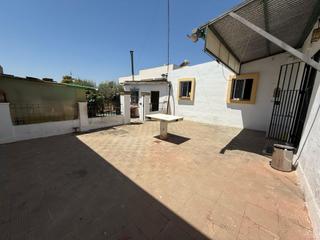 Casa  Calle amigos de gines