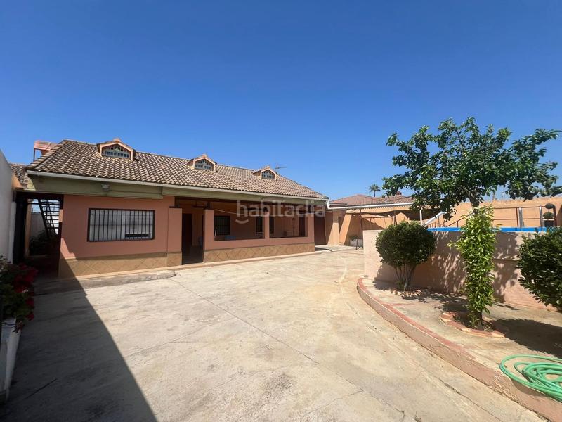 Foto bcfb2b09-07a0-4df2-bf24-3cebf8447689. Mas avec parking piscine dans La Hacienda - Nueva Andalucía Dos Hermanas