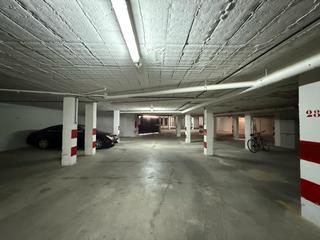 Car parking in Calle de la Rapasalla