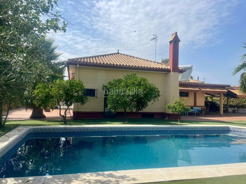 Foto f64358b6-6bca-4de7-a4d8-8af9439e2f60. Chalet en Condequinto Montequinto